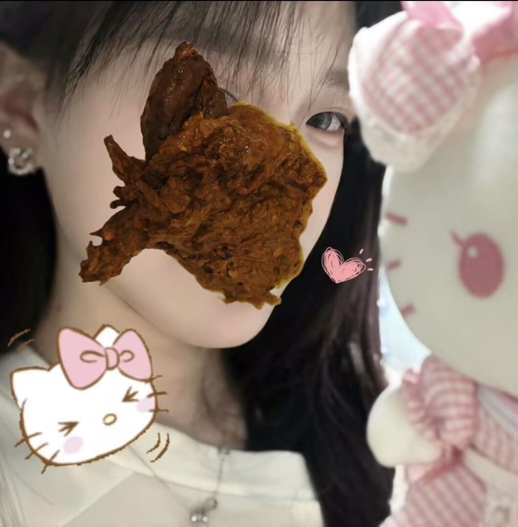 npz1f's tweet photo. 我是一个厕奴，我非常喜欢把主人高贵的黄金p在脸上，主人们快来给厕奴发黄金吧！3401912526 https://t.co/Esshjm9gye