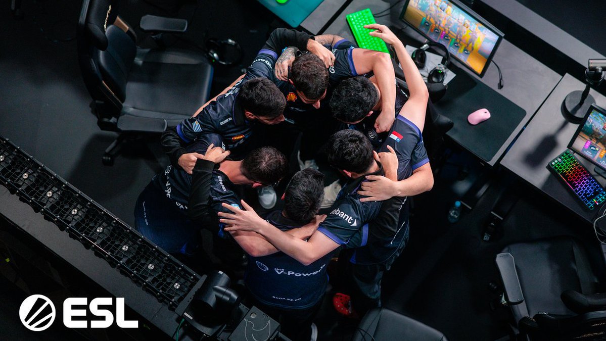 9zTeam's tweet photo. GANAMOS EN DUST II ANTE @FURIA 

Nos llevamos por 13-8 el primer mapa de la serie por un lugar en las Semifinales del Major

Mándenos amor desde casa, daremos la vida en Mirage #TodoVioleta💜 https://t.co/Q2DIRmy39u