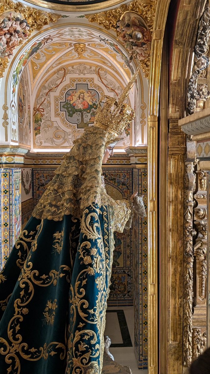jmfilmcofrade's tweet photo. El perfil de la Esperanza.

#TDSCofrade https://t.co/FxAHJL81ti