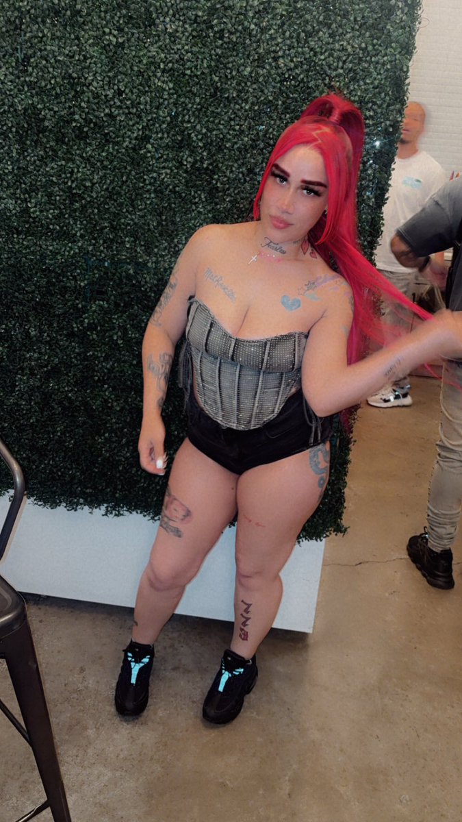 HarleyBae615's tweet photo. Gemini shit https://t.co/c7yXk8Ht4f