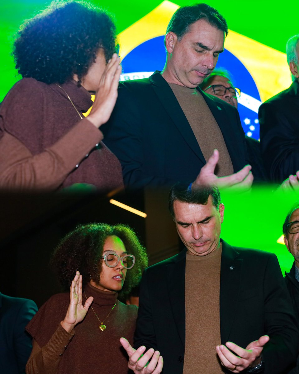 Sonaira_sp's tweet photo. Com o nosso futuro presidente Flávio Bolsonaro, no CIEAG - Coalizão de Igrejas Evangélicas Apostólicas Global!

O Brasil é do Senhor Jesus! 🙌🏾 https://t.co/qmDTYNIvIn