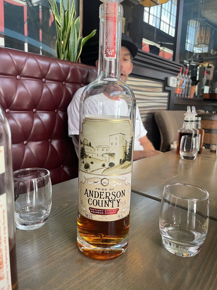 chriSUPREME's tweet photo. Had fun at the Rare Character tasting yesterday at Locked Barrel got to try some Brook Hills, Hurst Knoll rye, Pride of Anderson County, and some unreleased single barrels. https://t.co/F6FHWgh0hK