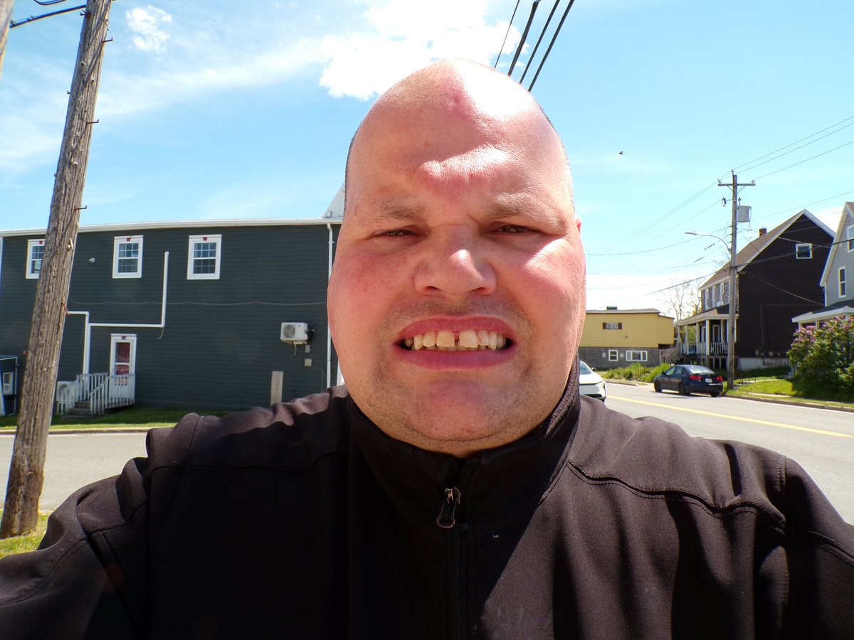 trashmanrising tweet picture