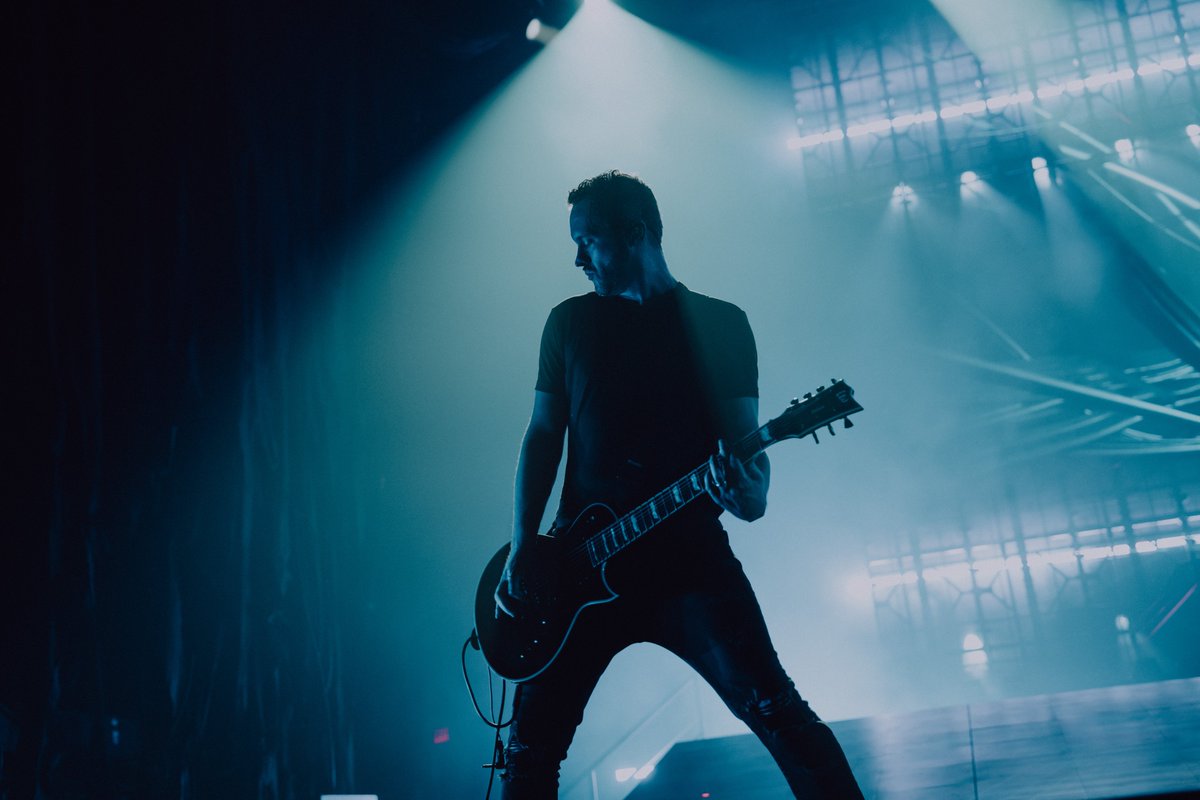 evanescence's tweet photo. Raleigh, NC 6.17.26 Part 3

📸 @thiswildbemis https://t.co/kasLehlGSz