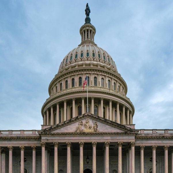 Paulatalksirh's tweet photo. 🚨DROPS A MASSIVE UPDATE 🇺🇸🚨

Senator Tim Scott says the Crypto Clarity Act is on track to pass before the end of June

Regulatory clarity is getting closer, and that could be a game changer for the entire crypto market

XRP is ready for what’s coming🔥 https://t.co/DbeU8TvxH1 https://t.co/GMKwf3BKnF