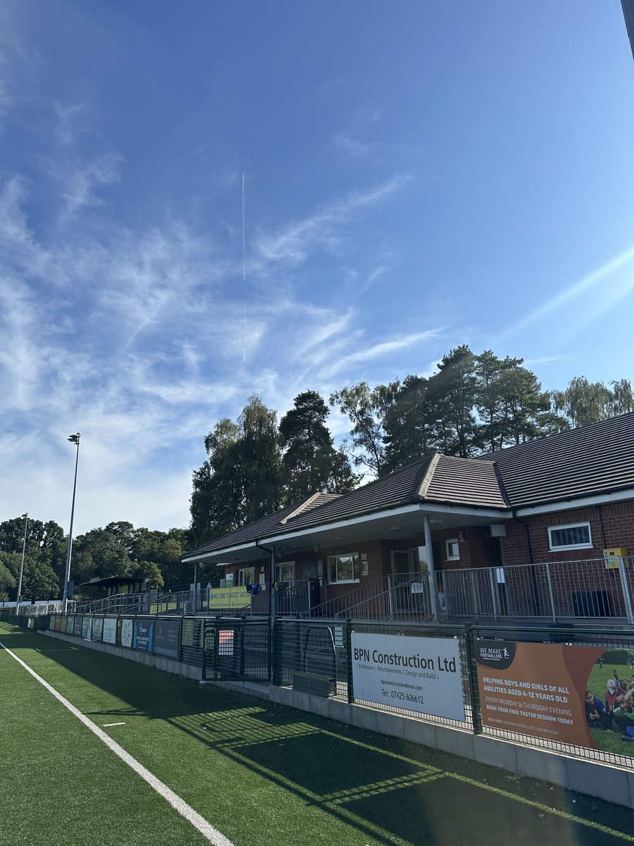AscotWomenFC's tweet photo. PRE-SEASON FRIENDLIES WANTED 📣

We are looking to arrange the following fixtures ahead of the 26/27 season:

🏠 Sun 5th July – Home
🏠 Sun 19th July – Home
🚌 Sun 2nd August – Away

We are ideally looking for opposition competing at Tier 4–6.

📧 womenandgirls@ascotunited.co.uk https://t.co/u5TQx72QqW