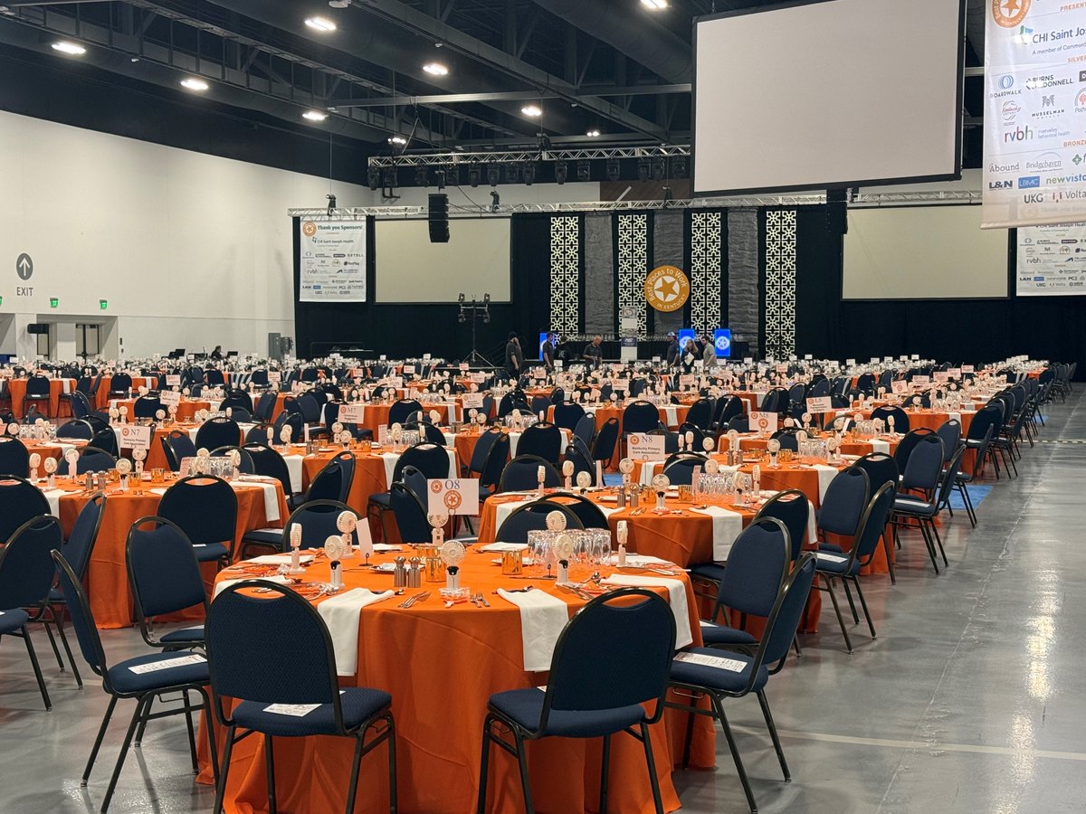 BestPlacesKY's tweet photo. We’re excited to welcome everyone to the 22nd Annual Best Places to Work in Kentucky Awards Dinner!

Tonight, we’ll celebrate 100 of Kentucky’s best employers.

Share your photos, tag us and use #BestPlacesKY https://t.co/EBIoYJRowx
