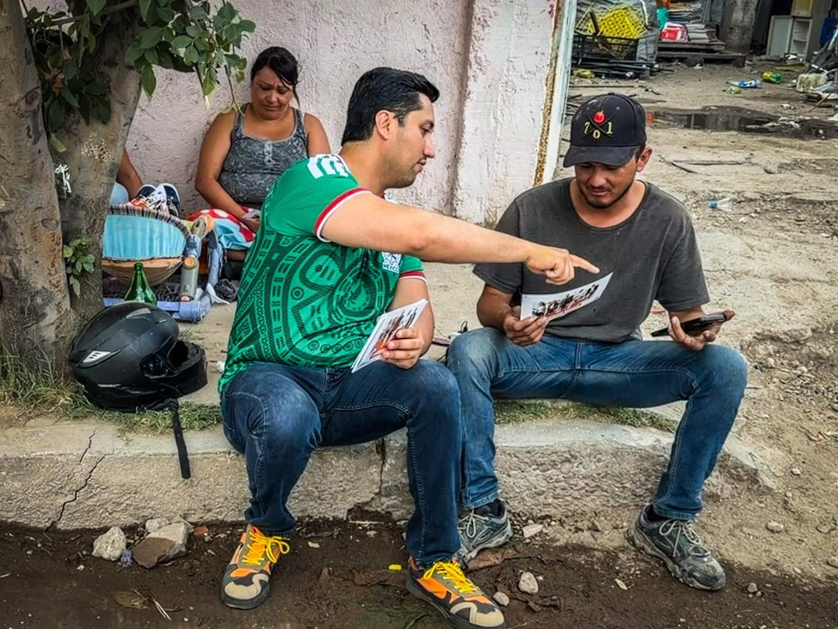 davidojedamx's tweet photo. Fosfo gira en la colonia México, gracias a las vecinas por recibirnos en sus hogares y compartir los servicios gratuitos que ofrecemos desde nuestro movimiento. https://t.co/LGOQfnPw1l