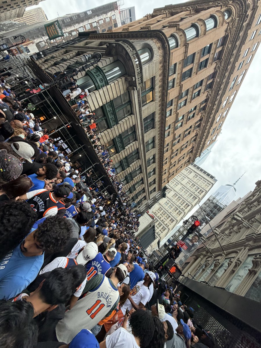 staccyuhbread's tweet photo. love the towns forreal 🗽 https://t.co/ZKifYnUnuM