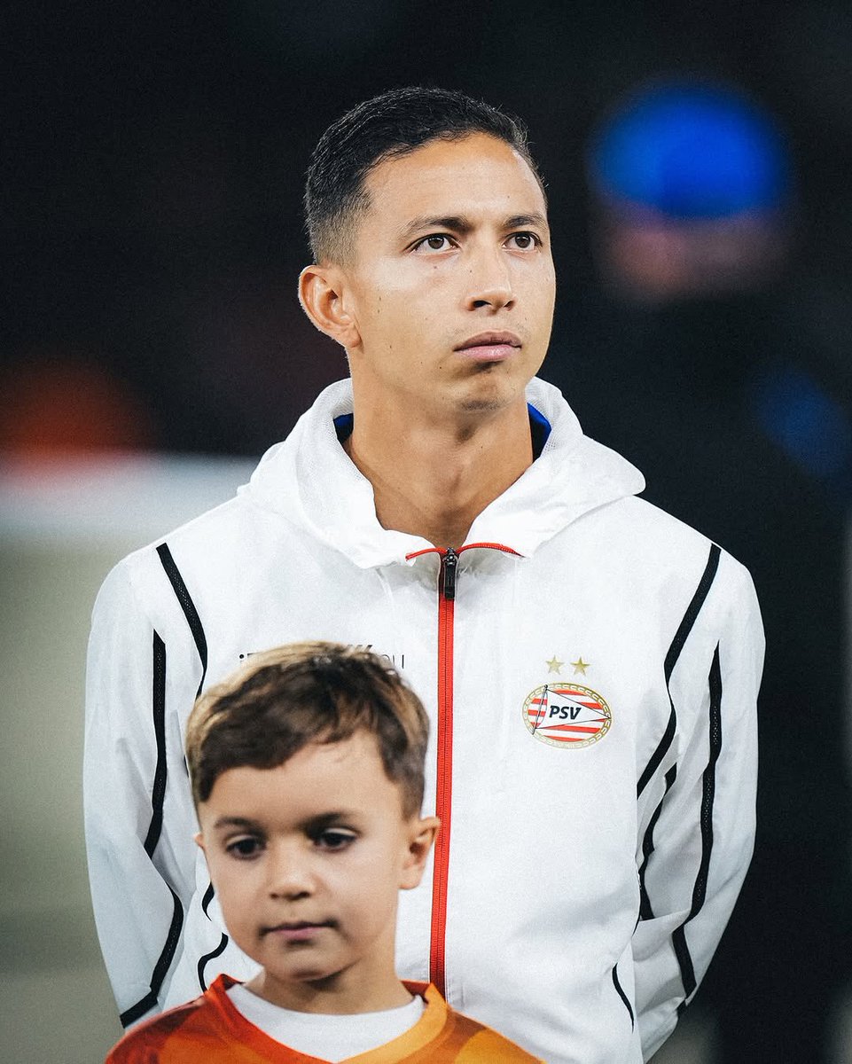 ajansfenercom's tweet photo. Mauro Junior’un oynadığı mevkiler. https://t.co/7b9WB4SHav