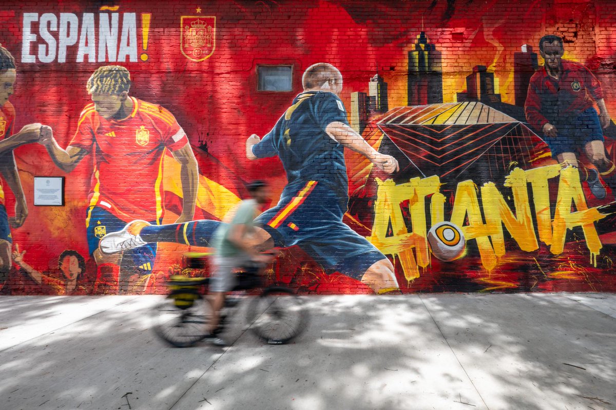 CityofAtlanta's tweet photo. Atlanta got a taste of Spain!

Mayor Andre Dickens joined a special paella cooking demonstration celebrating Spain's rich culinary traditions and culture during FIFA World Cup 2026.
Thank you to the Embassy of Spain and Casa España for sharing a taste of Spain with Atlanta. https://t.co/tvwo3UHfKI