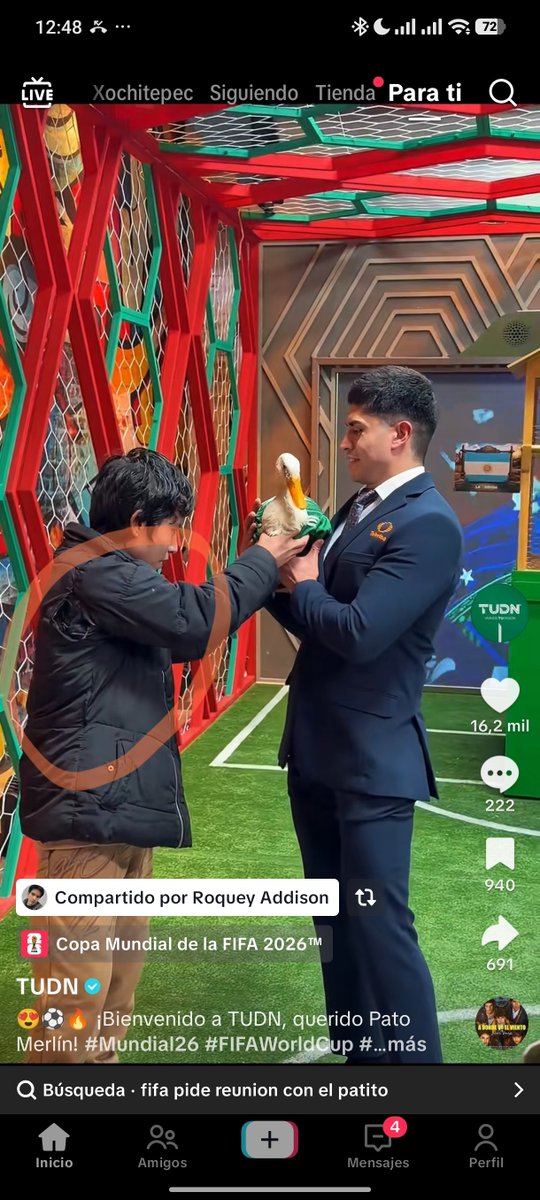 Eni3to's tweet photo. @miseleccionmx Lo invitan programas lo hacen famoso y no le pueden regalar una chamarra de la selección https://t.co/svLtQGTQfr