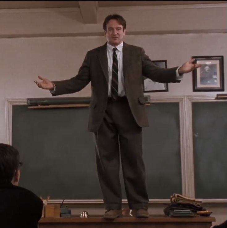 MQ_Q12's tweet photo. dead poets society 1989. https://t.co/Ok9LmnqtAM