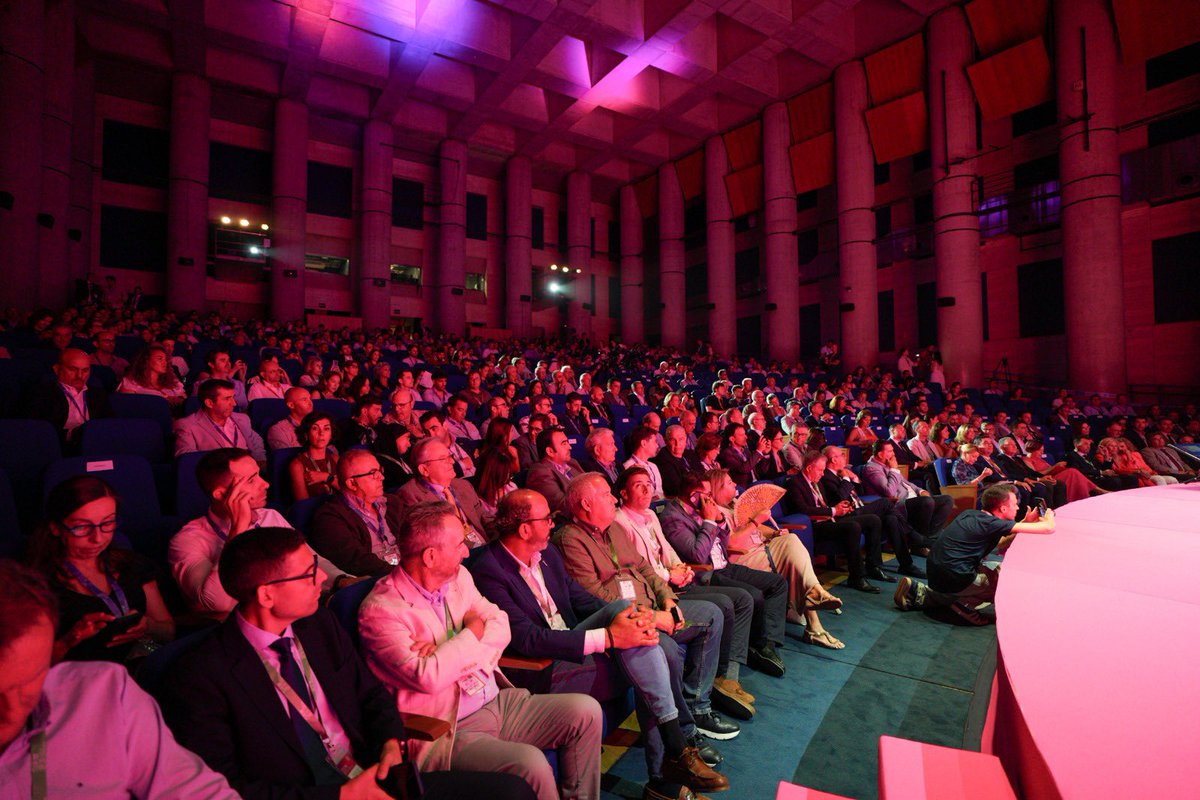 Freshuelvaes's tweet photo. La Junta de Andalucía participa en este evento a través de la marca de calidad Gusto del Sur y con la cofinanciación del programa de Andalucía FEDER 2021-2027.

#CongresoFrutosRojos #Freshuelva #MarcaHuelva #FEDER #EuropaSeSiente #EsCalidadEsAndalucia #gustodelsur https://t.co/T7WXCWICw9