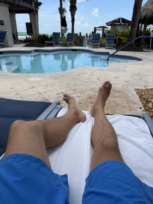 🍆MASTER JAX💵 - Love Florida https://t.co/3OTsH28NG0