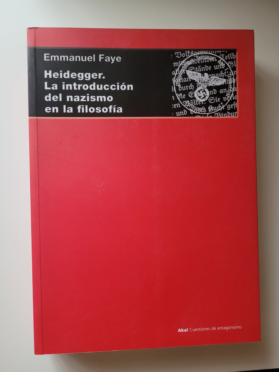 Alex_philosoph's tweet photo. Libro fundamental para comprender las relaciones entre la ideología del nazismo y la Filosofía de Heidegger (centrándose en sus conceptos principales y especialmente en su producción entre 1933 y 1940), exponiendo que la Filosofía de Heidegger se imbrica con la cosmovisión nazi. https://t.co/4WYVaGGr29
