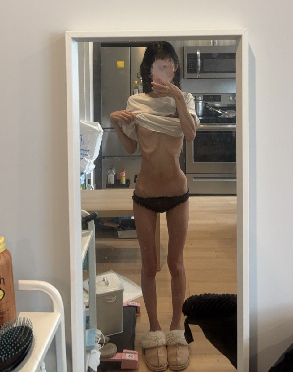 LARGE LULU tweet media