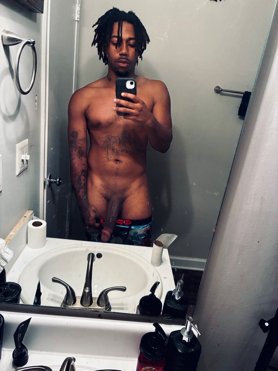 4thleggedtay's tweet photo. @dymondlovely1 https://t.co/v7ePRp1f9K