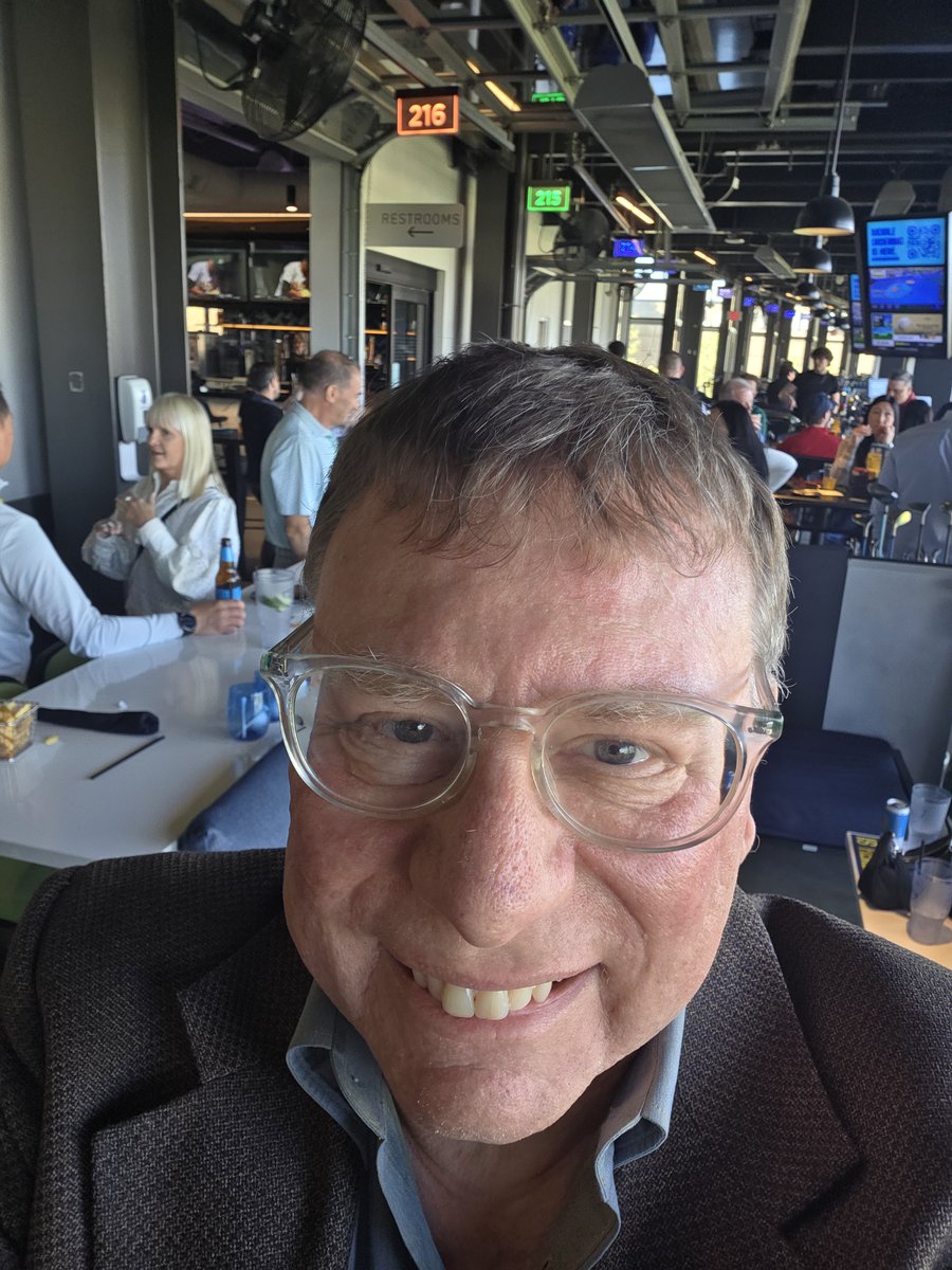 RevInnovator's tweet photo. Enjoyed a fun afternoon at Topgolf. https://t.co/Nn164rKo3g