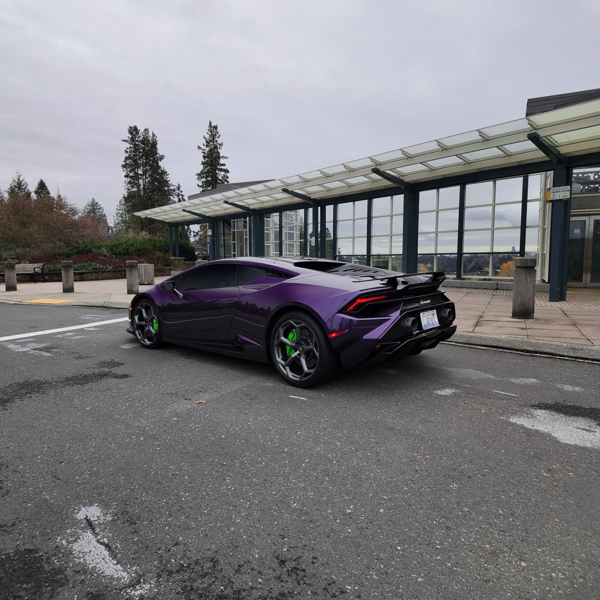 CarsUniquee's tweet photo. HURACAN https://t.co/8rRu6WVcXT