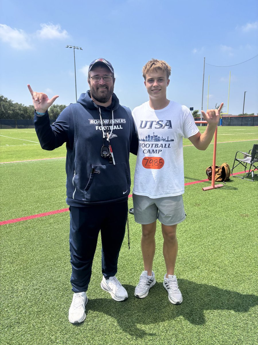 NateJCarrier3's tweet photo. I had a great specialist camp this morning @UTSAFTBL Afterwords, I had amazing conversation with @Coach_Cotton713 I am blessed to receive my first D1 offer. #birdsup🤙 
@CoachTraylor 
@CodyMandell_ @CoachBrownUTSA @WRAB50 @CoachScottTX @Coach_Ware @BretCulbertson @Coach_Radke https://t.co/hgLfQS9iO5
