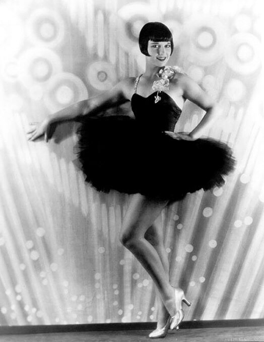 ForeverLouiseB1's tweet photo. Louise by Eugene Robert Richee, 1928. https://t.co/yWHschUJ5V