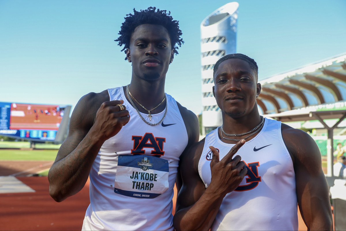 AuburnTFXC's tweet photo. An incredible meet!

World Record, NCAA Champions and Collegiate Records!! 

#WarEagle https://t.co/fzKdvVIthi