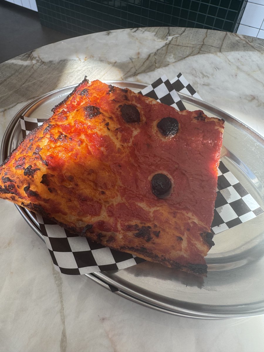 TeresaSpinelli's tweet photo. Guess where I am? #Delicious https://t.co/Lhb6WPIb4Y