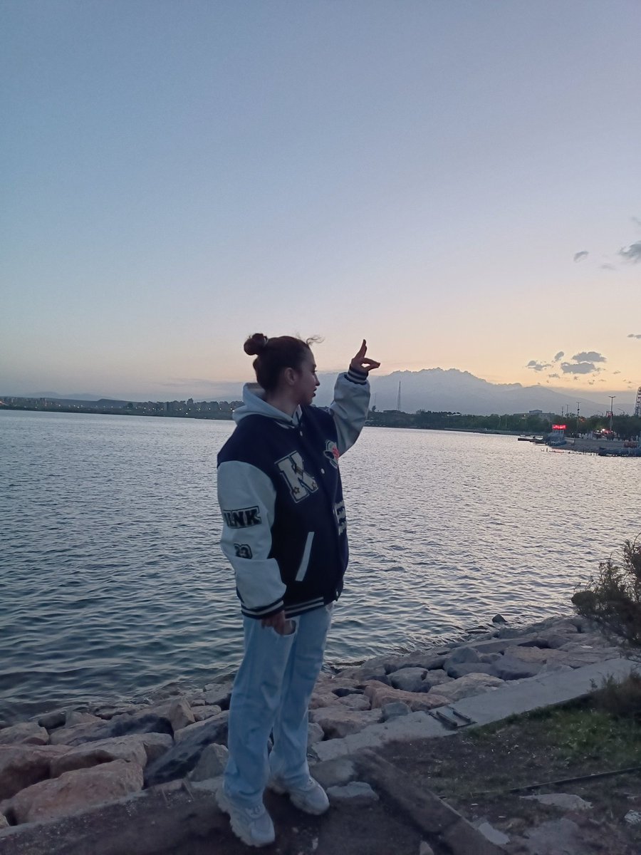 _Asenayam's tweet photo. تبریزدن سلام اولسون گؤزل ساوالانا و بوتون اردبیل‌لی وطن‌داش لارا❤️🌱
آزربایجان شهرلره‌رین آراسؽندا تفرقه یارادماغا چالؽشان‌لارؽن بورنون اوغاریخ. https://t.co/KdwuBrtomN