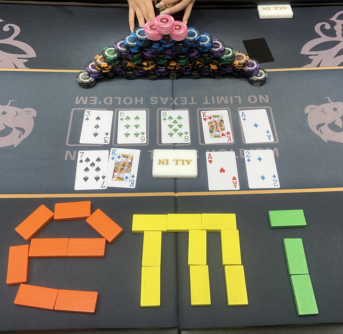 72SevenTwo3351's tweet photo. 『トーナメント2000』
優勝は【 emi 】さんでした！
本日のトーナメントは1位2位3位全員レディーでした！

おめでとうございます❗️🎉

#ポーカー #ポーカー天神 #福岡ポーカー  #72ポーカー
@fst_202408  @FSL_fukuoka @wjpt_JapanPoker https://t.co/6IZAiZi27m