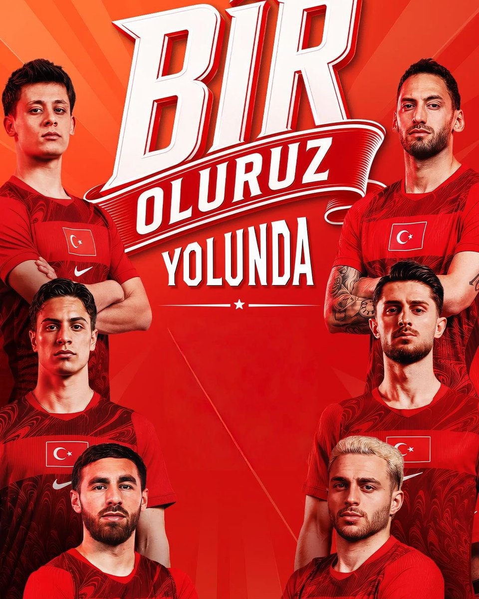 oguzbenlioglu's tweet photo. Portekizliler için futbol renkli bir karnaval, eğlenceli şov gibi. Bu yüzden de her futbolcunun yüzünde neşe var. 

Bizim içinse futbol, oyun olmaktan çoktan çıkmış sanki vatan savunması gibi. Bu yüzden de bizdeki futbolcuların yüzlerinde mağrur ve ciddi bir ifade var. 

Portekizliler eğlenerek fethetmek istiyor bizimkilerse fethederken eğlenebiliyor. Tabii bu durum futbolcuların oyun stiline ve izleyenlerin duygularına da yansıyor.

Dünya kupası keyif alınacak bir karnaval mı yoksa vatan savunması mı?