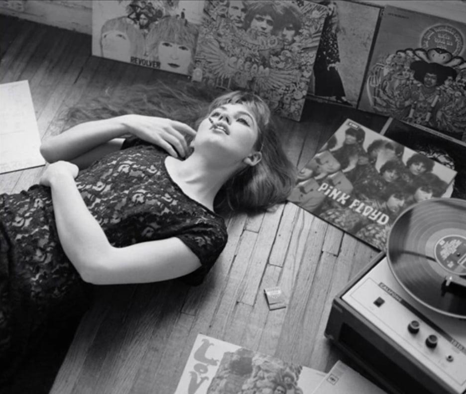 Rockkberto's tweet photo. And what exactly is a dream?
And what exactly is a joke?

Jugband Blues - Pink Floyd
https://t.co/ShUMLRibhB
#SydBarrett https://t.co/sE4JrGuNDR