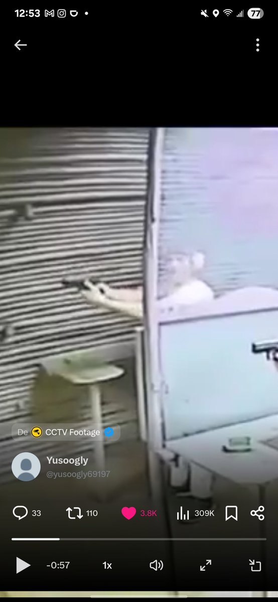 ZaidTrujillo3's tweet photo. @MonikaX1210 @yusoogly69197 At this moment, the shot was fired to conceal, then I check that they were not seeing him, and then he committed suicide. https://t.co/418l8beHeO