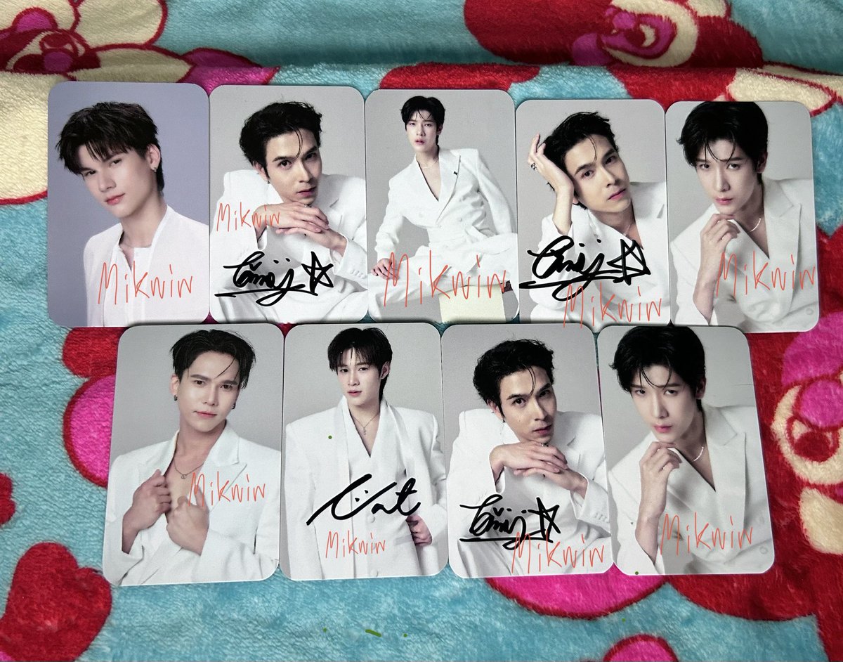 mikwiw's tweet photo. WTS ✨ กาชา 

- ใบไซน์ ใบละ 200฿ - ไม่ไซน์ ใบละ 90฿ 
(รับหลายใบลดได้อีก)  

📮เหมาค่าส่ง 50฿

#ตลาดนัดดูมันดิ #ตลาดนัดdmd #ตลาดนัดดมด https://t.co/hmsbCDyhws