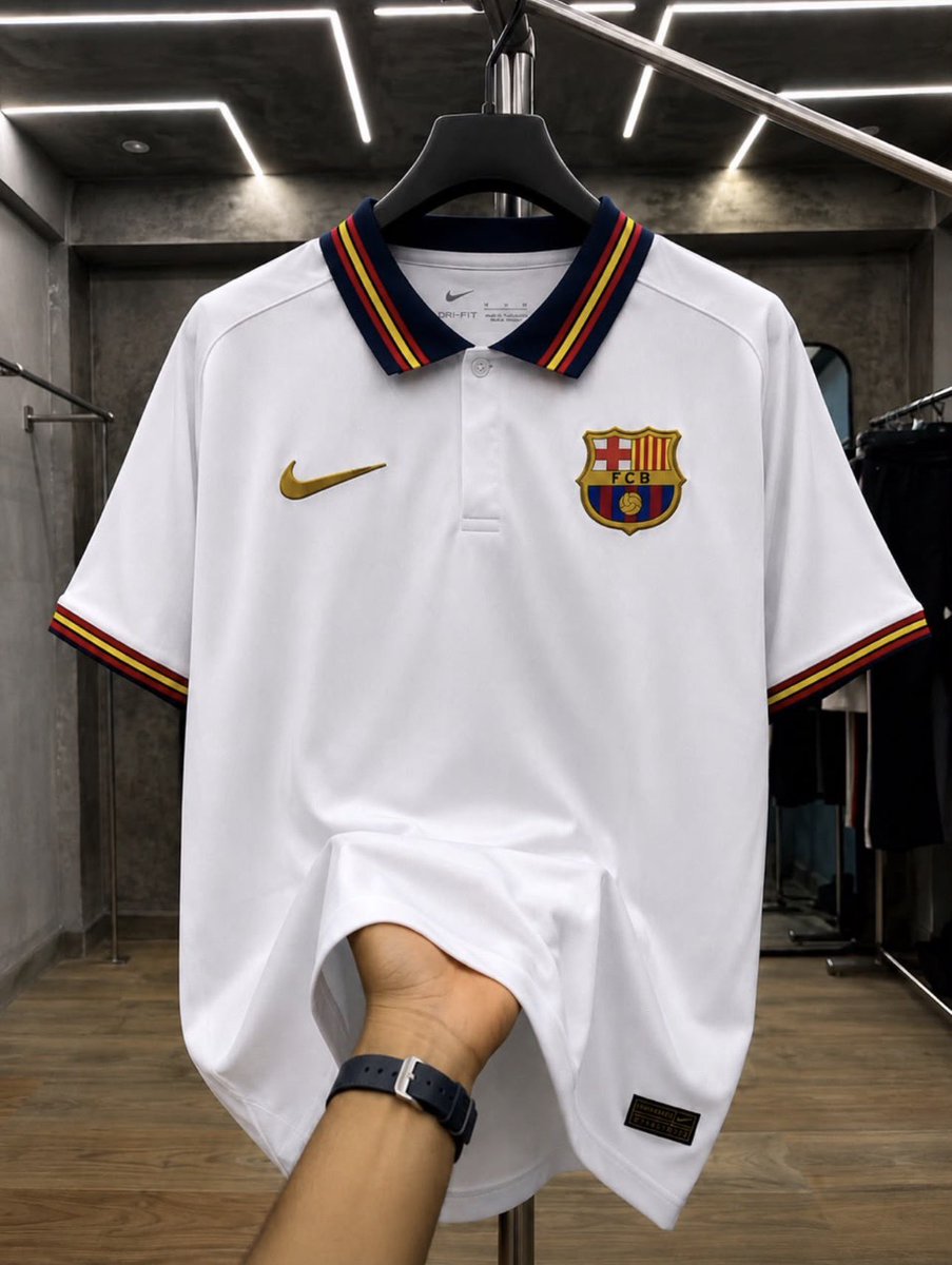 DIAMONDDGREAT's tweet photo. POV: You’re A Barcelona Fan. Which one would you pick ? 

Tag a fellow Barcelona fans 💙❤️ https://t.co/Io9mopOpaL