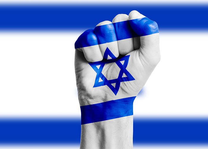 EliAfriatISR's tweet photo. 🇫🇷🇮🇱 | It didn't help Macron: The Defense Ministry updates that despite the French government's decision to ban the establishment of an Israeli national pavilion, prevent the participation of official representatives, and limit the display of Israeli products, the stands of Israeli defense industries were packed with representatives of countries, defense ministries, armies, and defense industries from all over the world.