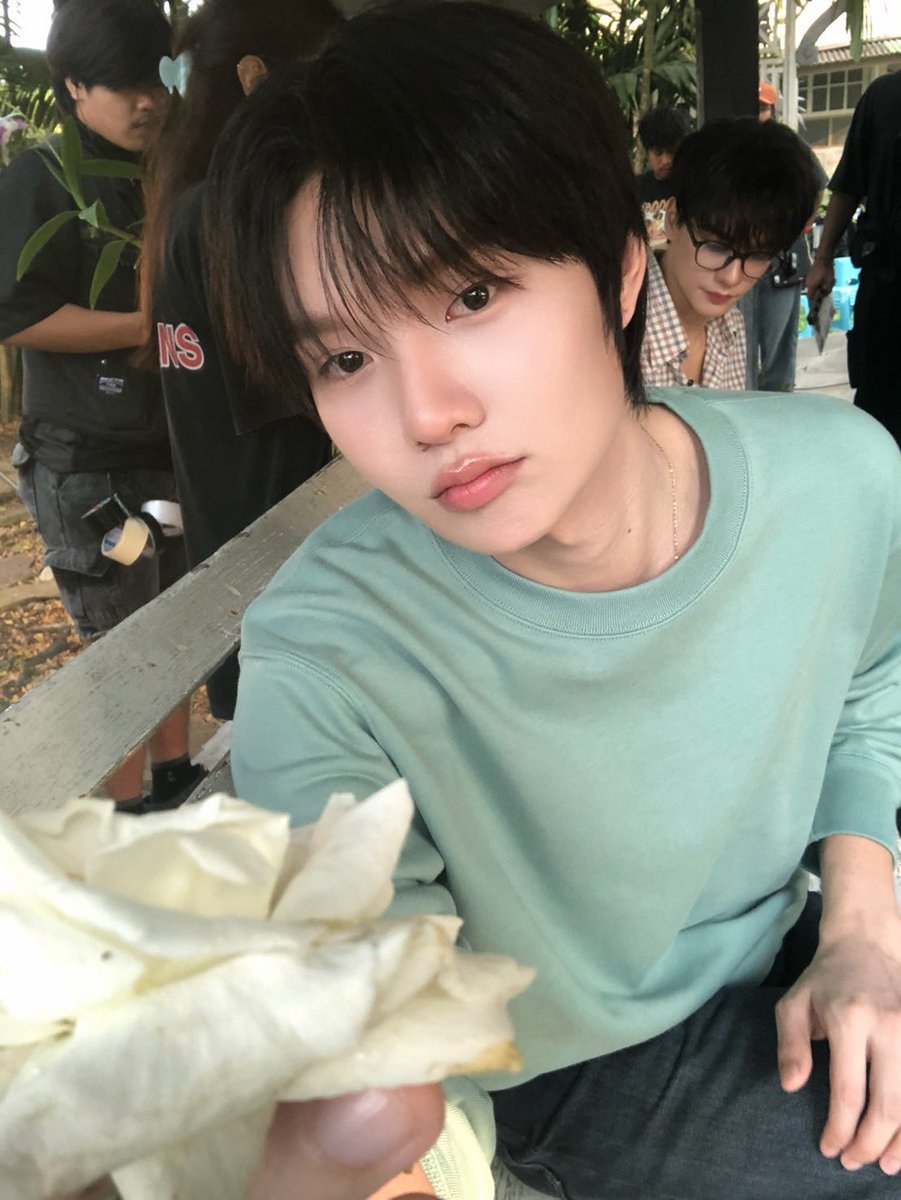 lerpain's tweet photo. 🥺 https://t.co/nFIuzjAmpC