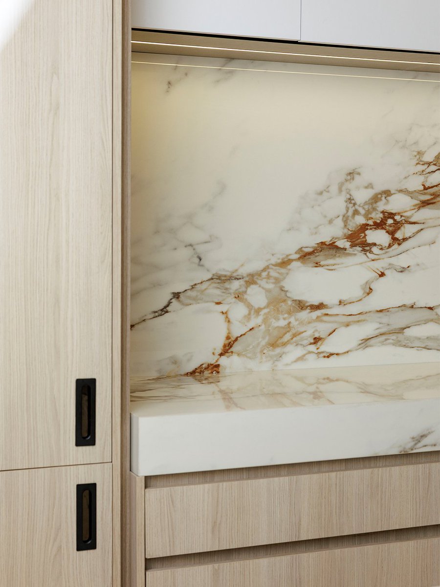 marbledesignsa's tweet photo. للمكاتب، المطابخ، والمساحات كثيرة الاستخدام..
توفّر ماربل ديزاين ألواح سنتردستون تمنحك توازنًا بين المتانة والمظهر الراقي.

#ماربل_ديزاين #MarbleDesign
#SinteredStone #InteriorDesign
#سنتردستون #مشاريع https://t.co/rYysdCzNgw