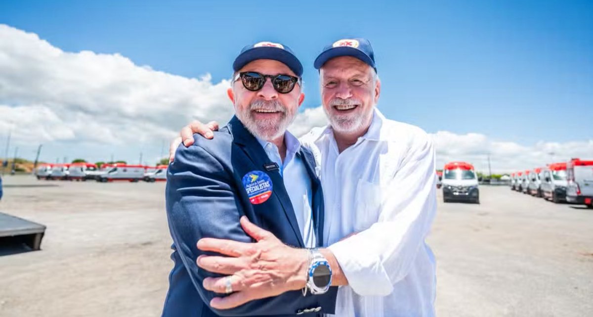 CentralDireitaB's tweet photo. 🇧🇷 ATENÇÃO: Jacques Wagner avisa que não entregará a liderança do governo no Senado e que a decisão cabe ao Presidente da República.

Segundo o petista, ele teria conversado com Lula pela manhã e o presidente não tocou no assunto.

🗞️ @JornalOGlobo https://t.co/7EUelG7ahN
