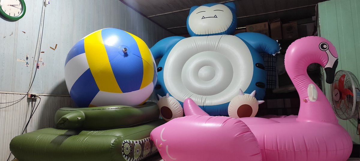 Inflation_VNam's tweet photo. 1 góc nhỏ "gia sản" của người có fetish đồ chơi bơm hơi. :3 ⚽🏐🦢🐻
Just a small here in mah big treasure. 😋🥰
Không biết có tìm được người Việt Nam nào cùng sở thích nữa không đây. 😙
#InflatableToyFetish #GayKink #VietnamInflatableToyFetish
#Asian https://t.co/D0s22Qkxug