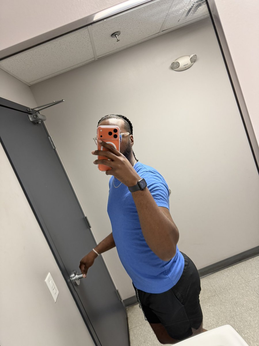 Korporate🔥♌️🏳️🌈 tweet media