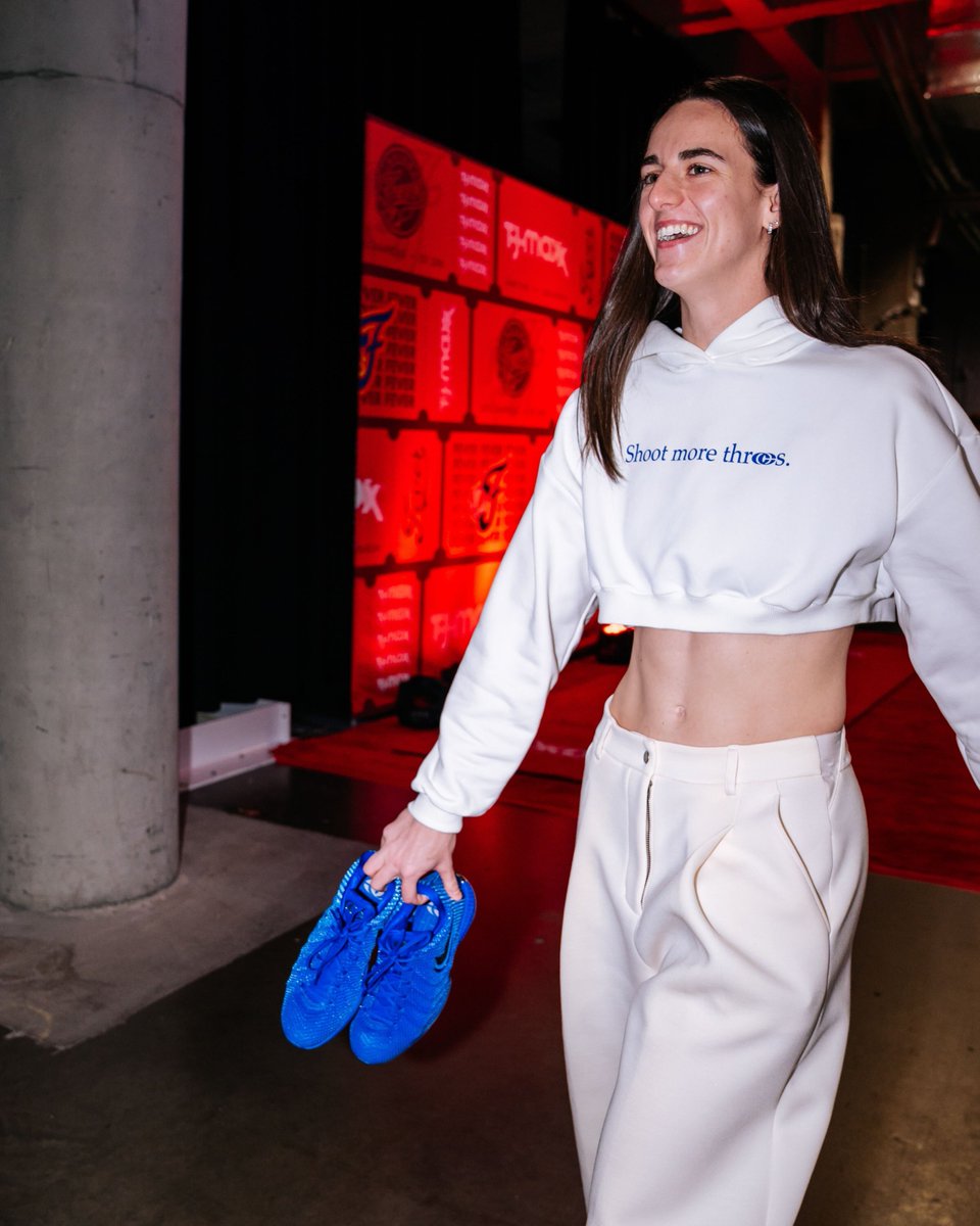 ModernNotoriety's tweet photo. Caitlin Clark will debut the Nike Caitlin 1 tonight against Atlanta 👀 https://t.co/fH9BsiPsjs
