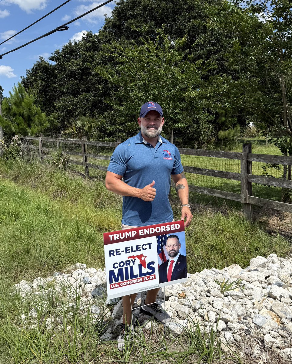 CoryMillsFL's tweet photo. We are now in full swing for our reelection campaign. With the full support of President @realDonaldTrump, and only candidate endorsed by @POTUS in Florida’s 7th District, I look forward to continuing to serve you in Congress. 

Message for signs to be delivered! https://t.co/pu9oD6DB1K