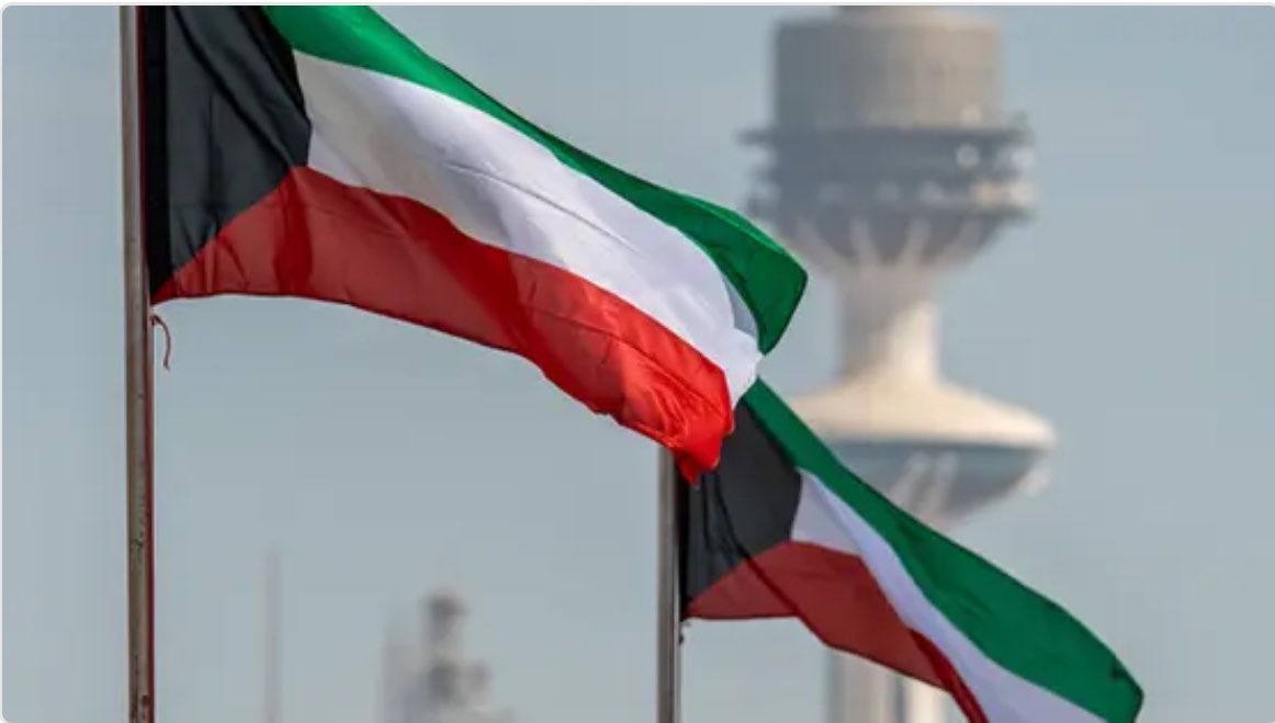 oil_kuw's tweet photo. سواعد أبناء الكويت لدى نفط الكويت @KocOfficial 

على قدم وساق برفع انتاج الكويت إلى ما قبل الحرب 

بسرعة ومجهود قياسي يستحق الثناء … 

#القطاع_النفطي https://t.co/qW3YoVfVre