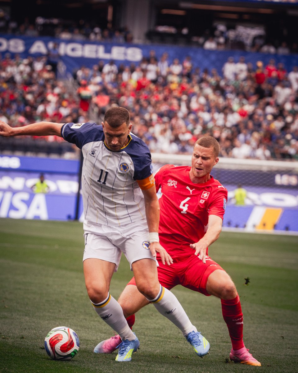 nati_sfv_asf's tweet photo. 0:0 after 45' ⚔️ Let's keep pushing! 👊🇨🇭 https://t.co/i4j7OOeWyD