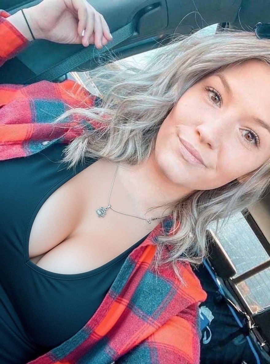 Jilloffgoonerye's tweet photo. This cuck @Paulies_6969 needs his ex gf spread around the internet and turned into the #webslut she is meant to be. #exposed #cuck #cuckold https://t.co/lR53BEKkw0