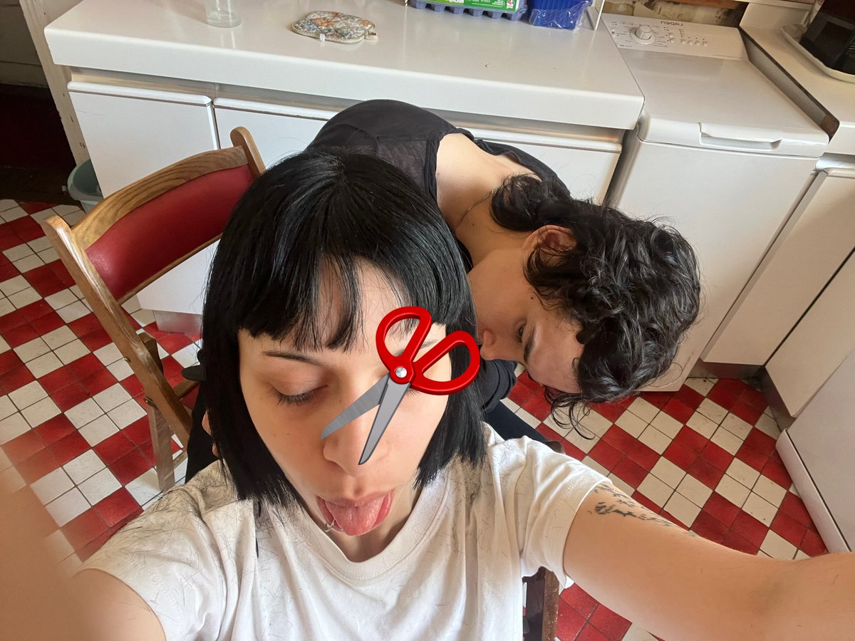 z333xxx's tweet photo. #haircut #bob https://t.co/JHZMXoAKNH