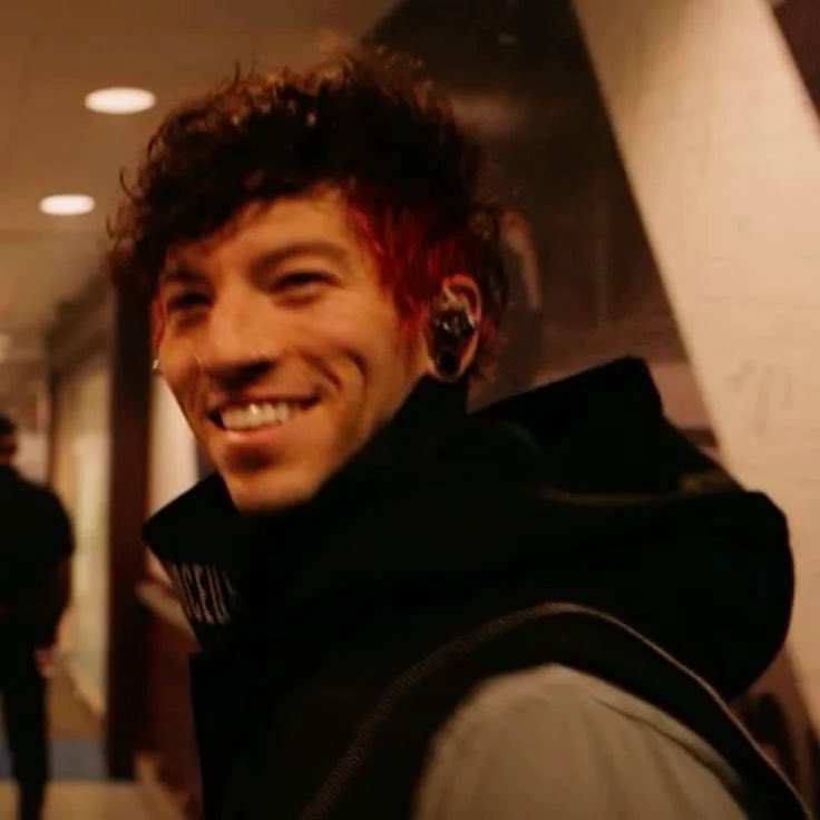 Madz |-/ tweet media