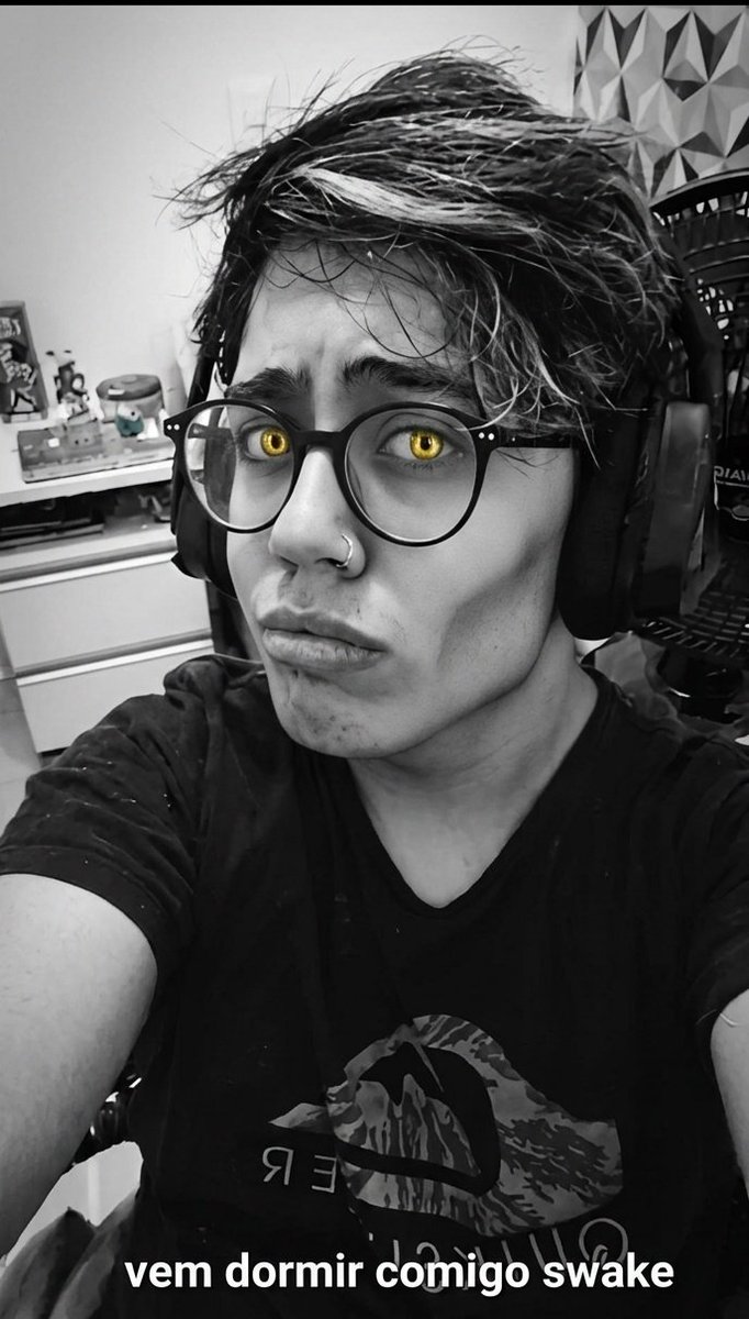 LuanTls's tweet photo. Lembra desse dia? Kk @1swake 

Estouro ele kkkk @hirata_otavio 

@Mundinho_Hirata https://t.co/MGxuplQmii