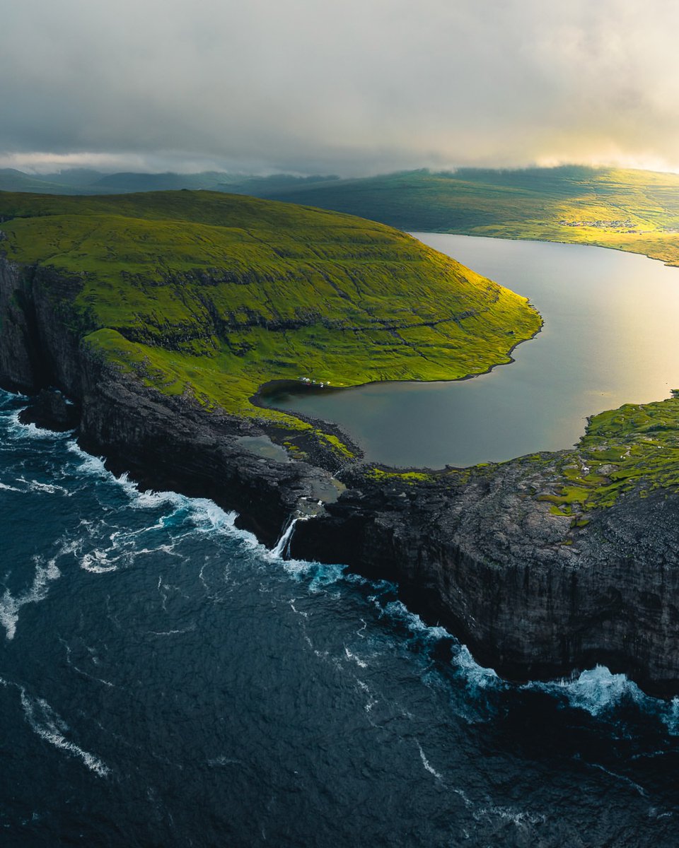 flower6260's tweet photo. Fantastic beauty of Faroe Islands https://t.co/ADtWnKMzBL